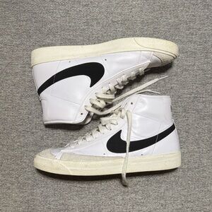 CLASSIC NIKE BLAZERS